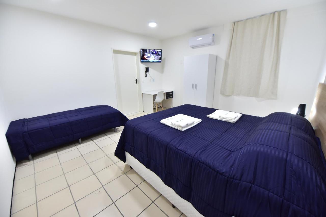 Hotel Live In