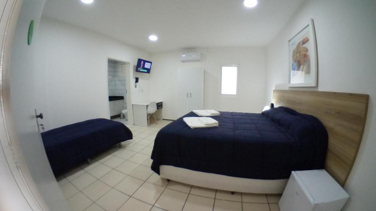 Hotel Live In